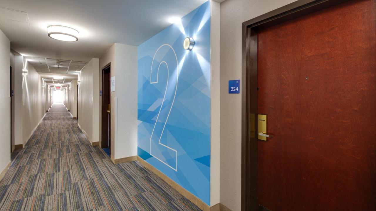 Holiday Inn Express & Suites Detroit - Farmington Hills By Ihg Northville Luaran gambar