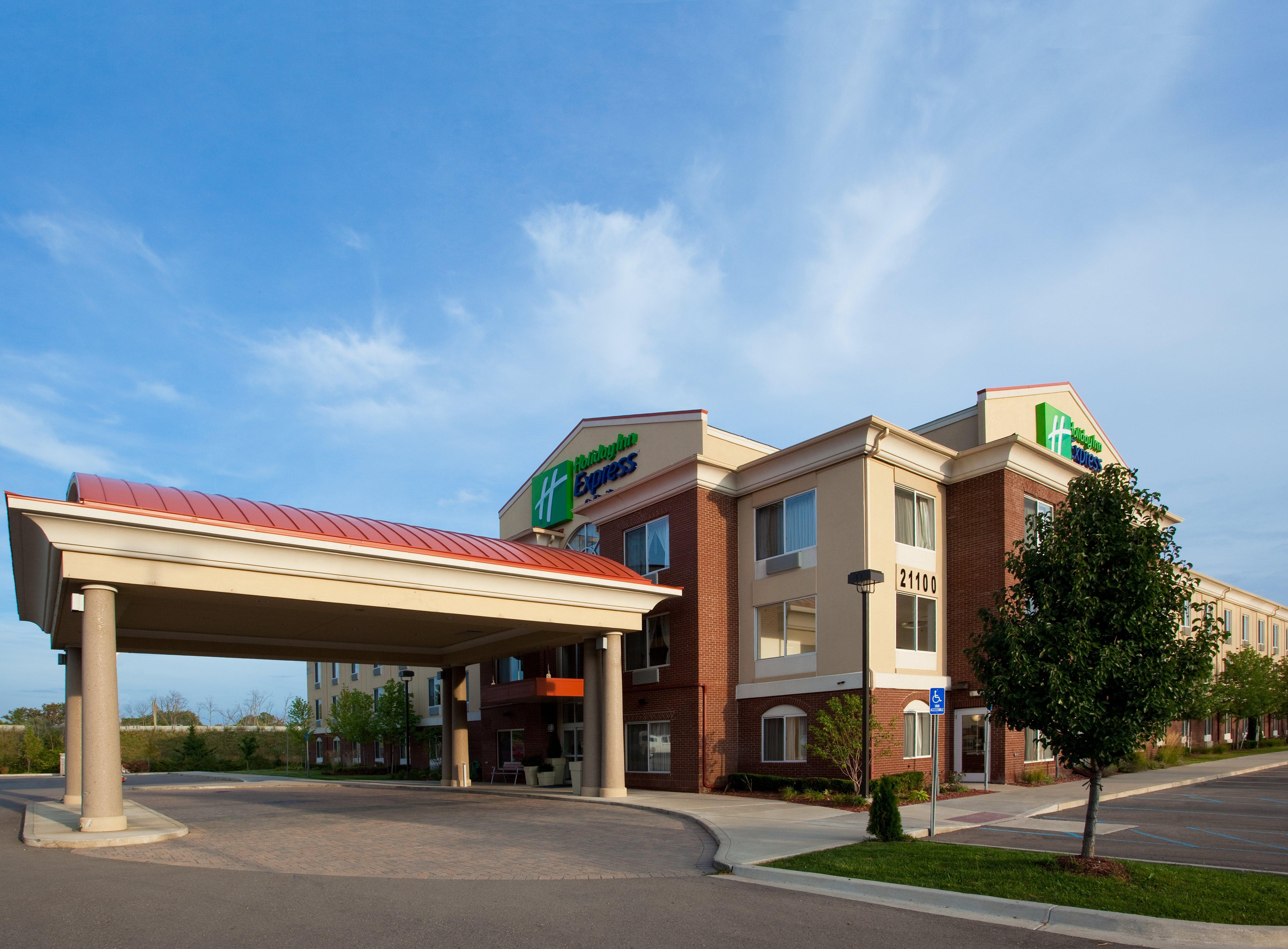 Holiday Inn Express & Suites Detroit - Farmington Hills By Ihg Northville Luaran gambar