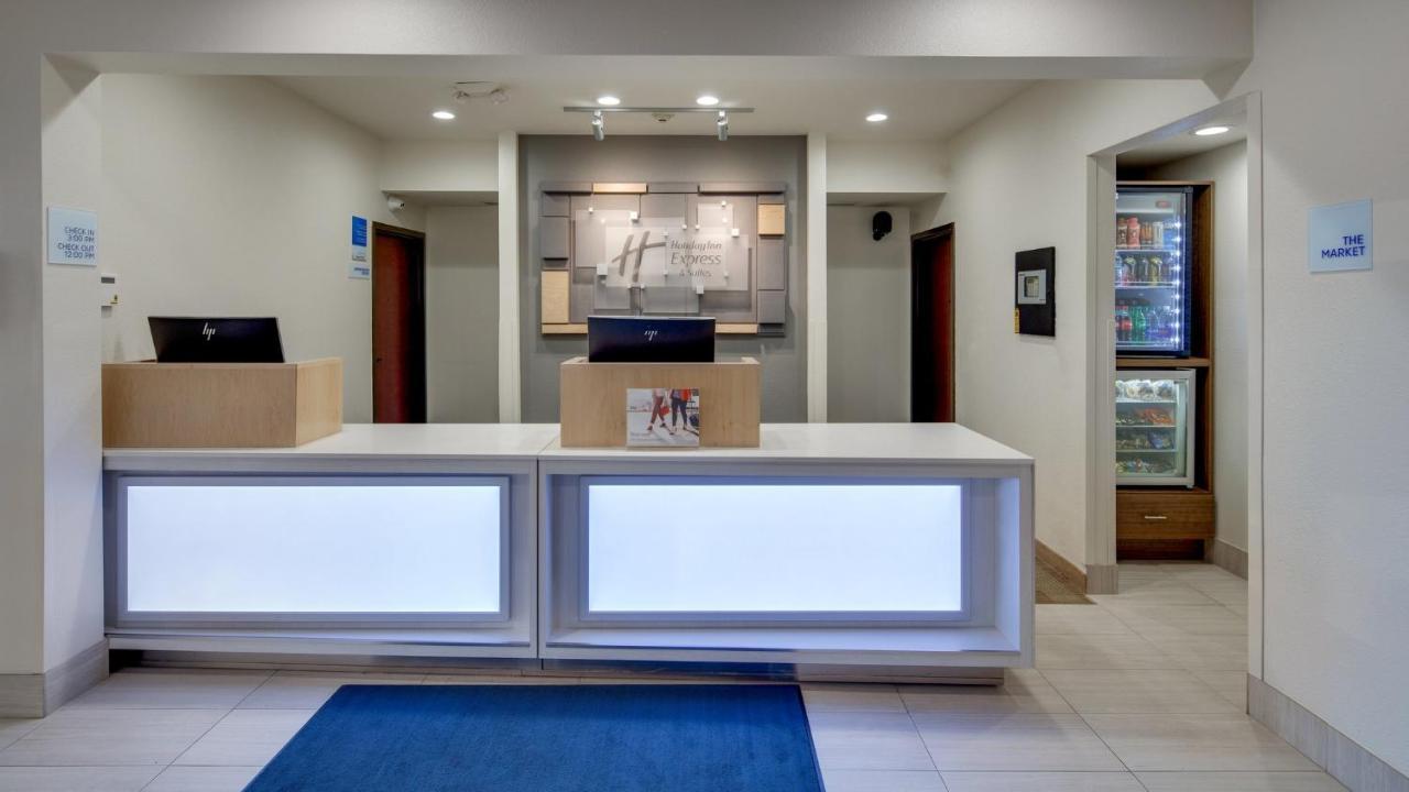 Holiday Inn Express & Suites Detroit - Farmington Hills By Ihg Northville Luaran gambar
